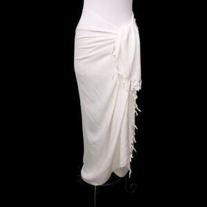 Sun 'n' Sand White Sarong with Fringe One Size